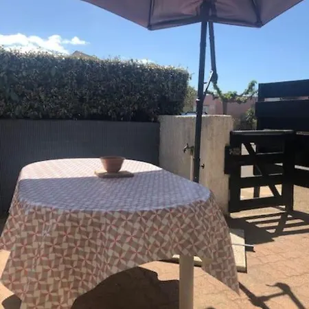 Apartment De Plain-pied A 2 Min A Pied De La Plage.